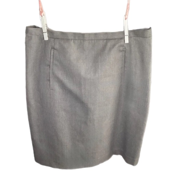 Talora Gray Skirt 95% Wool Lined Size 4 Back Zipper Italian-Made - Picture 4 of 14